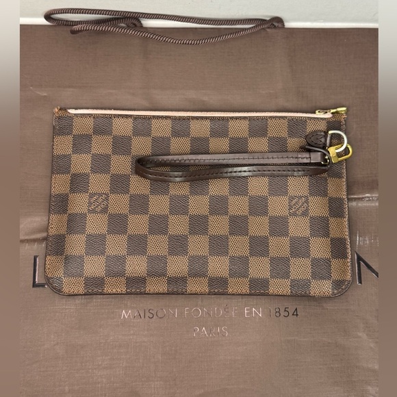 Louis Vuitton Authentic Damier Ebene Neverfull MM Pochette - Picture 1 of 13